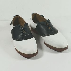 G.H. Bass Black and White Saddle Womens Lace Up Shoes
